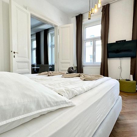 Premium Apartment Located At The Famous Vienna Kutschkermarkt Ngoại thất bức ảnh