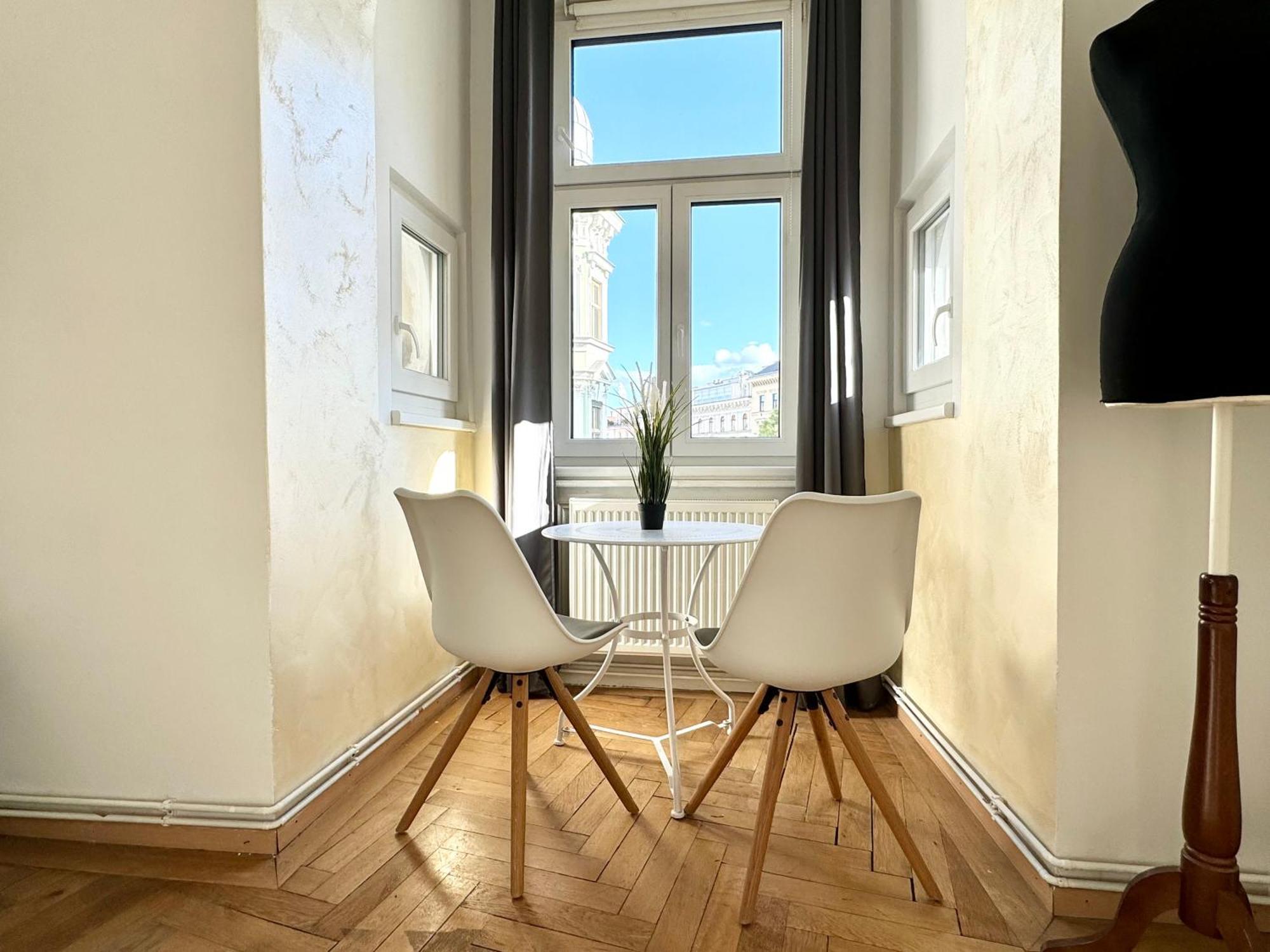 Premium Apartment Located At The Famous Vienna Kutschkermarkt Ngoại thất bức ảnh
