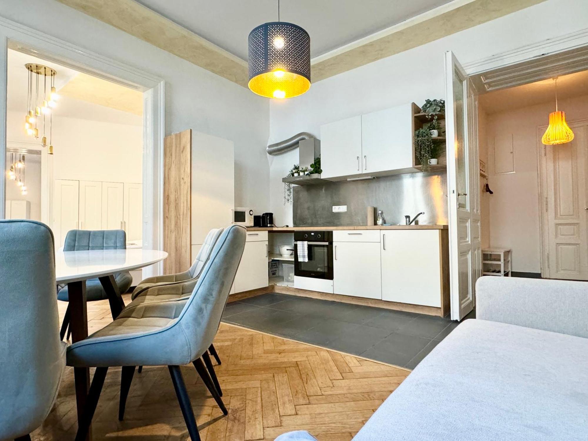 Premium Apartment Located At The Famous Vienna Kutschkermarkt Ngoại thất bức ảnh